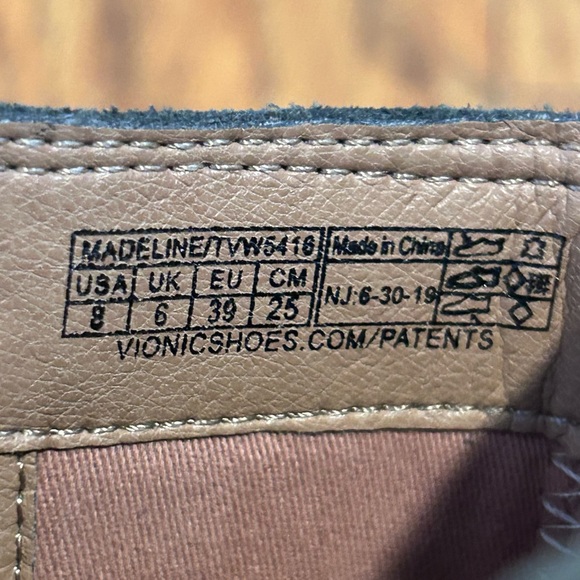 Vionic Madeline Olive Green Suede Weather Resistant Ankle Boots Booties | Sz 8 - Picture 13 of 15